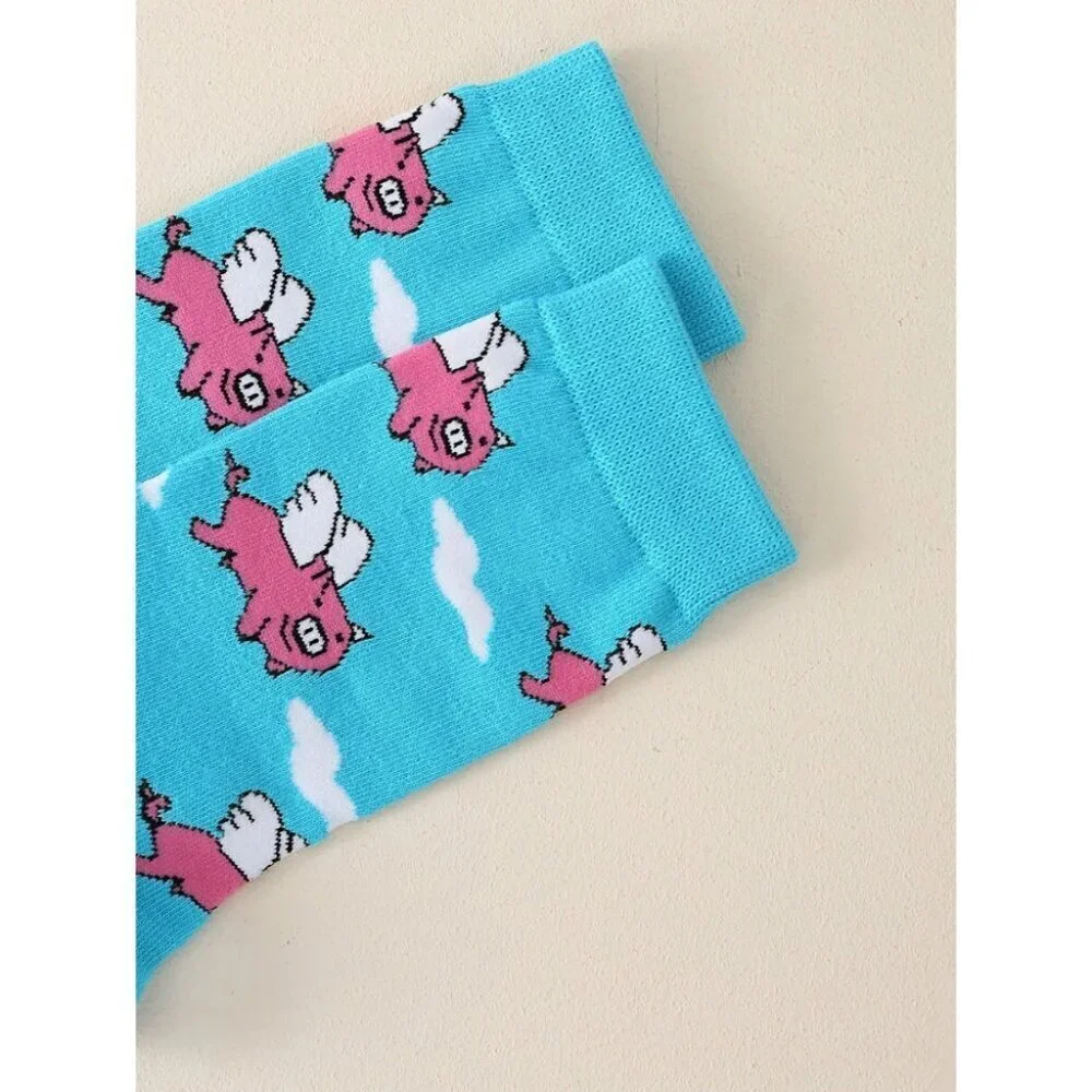 1pair Women's Fashionable Mid-calf Socks Cartoon Pig Pattern Crew Socks